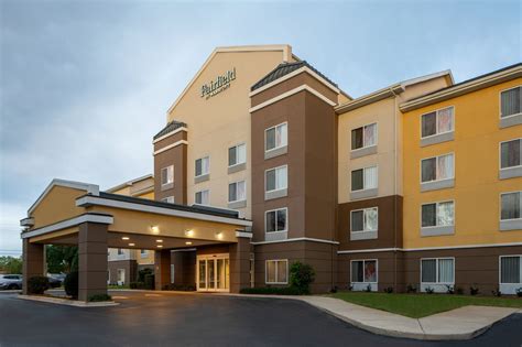 fairfield inn and suites shalimar.